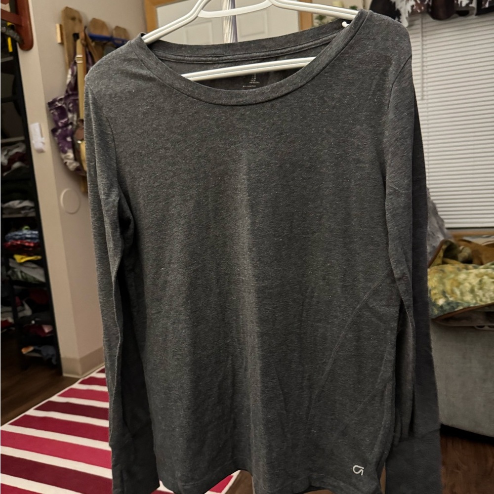 GAP Dark Gray Long Sleeve Women's Tee